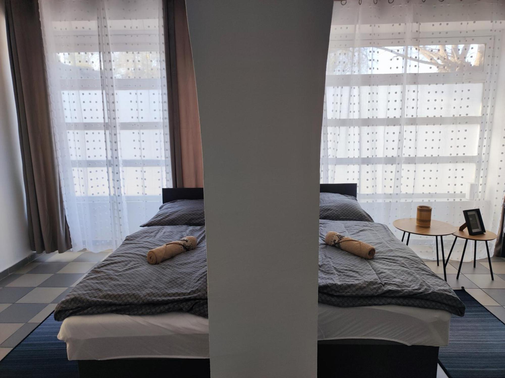 Varalja Vendeghaz Tata Room photo